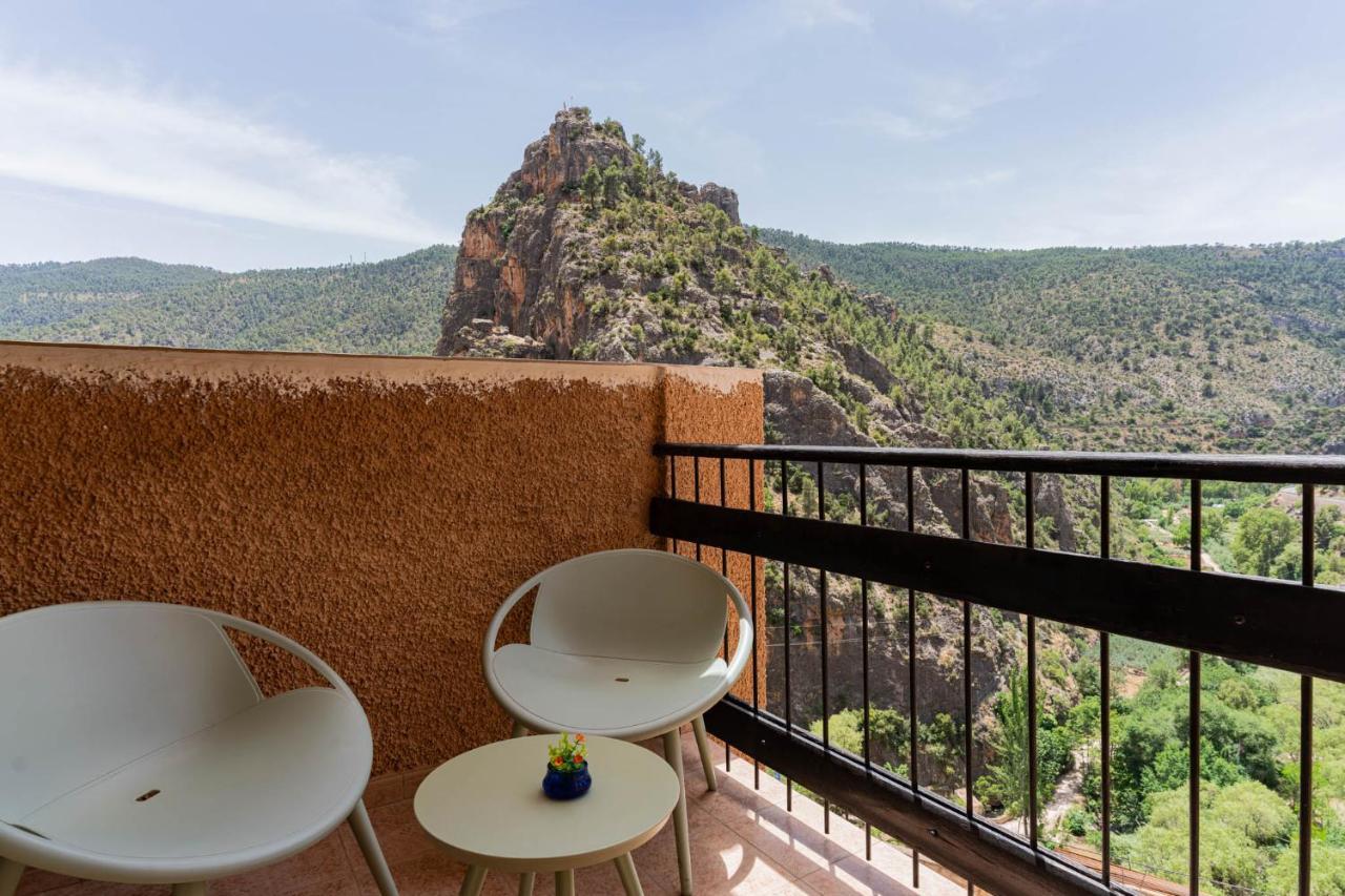 Hotel Restaurante Felipe II (Adults Only) Аїна Екстер'єр фото
