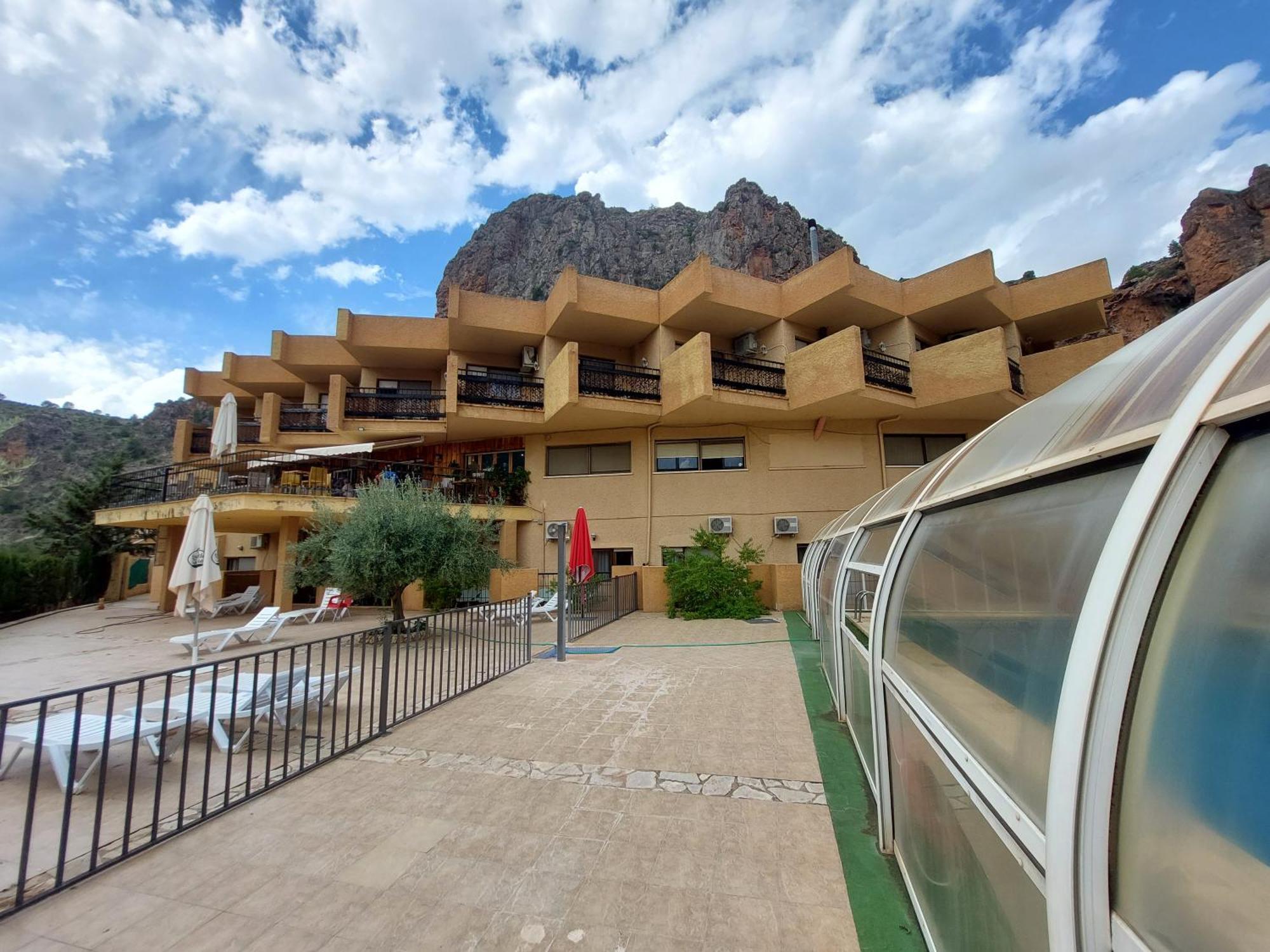Hotel Restaurante Felipe II (Adults Only) Аїна Екстер'єр фото