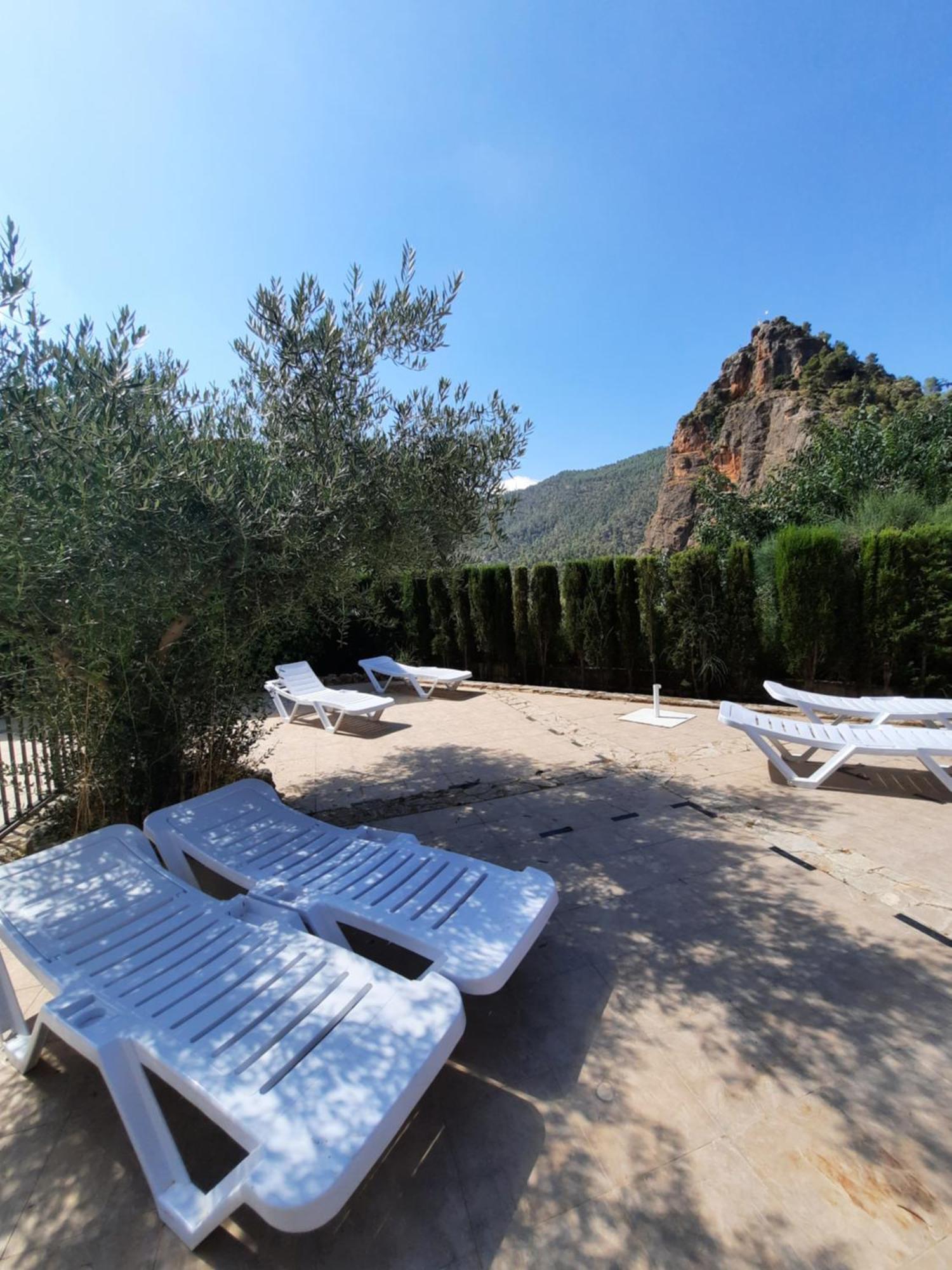 Hotel Restaurante Felipe II (Adults Only) Аїна Екстер'єр фото