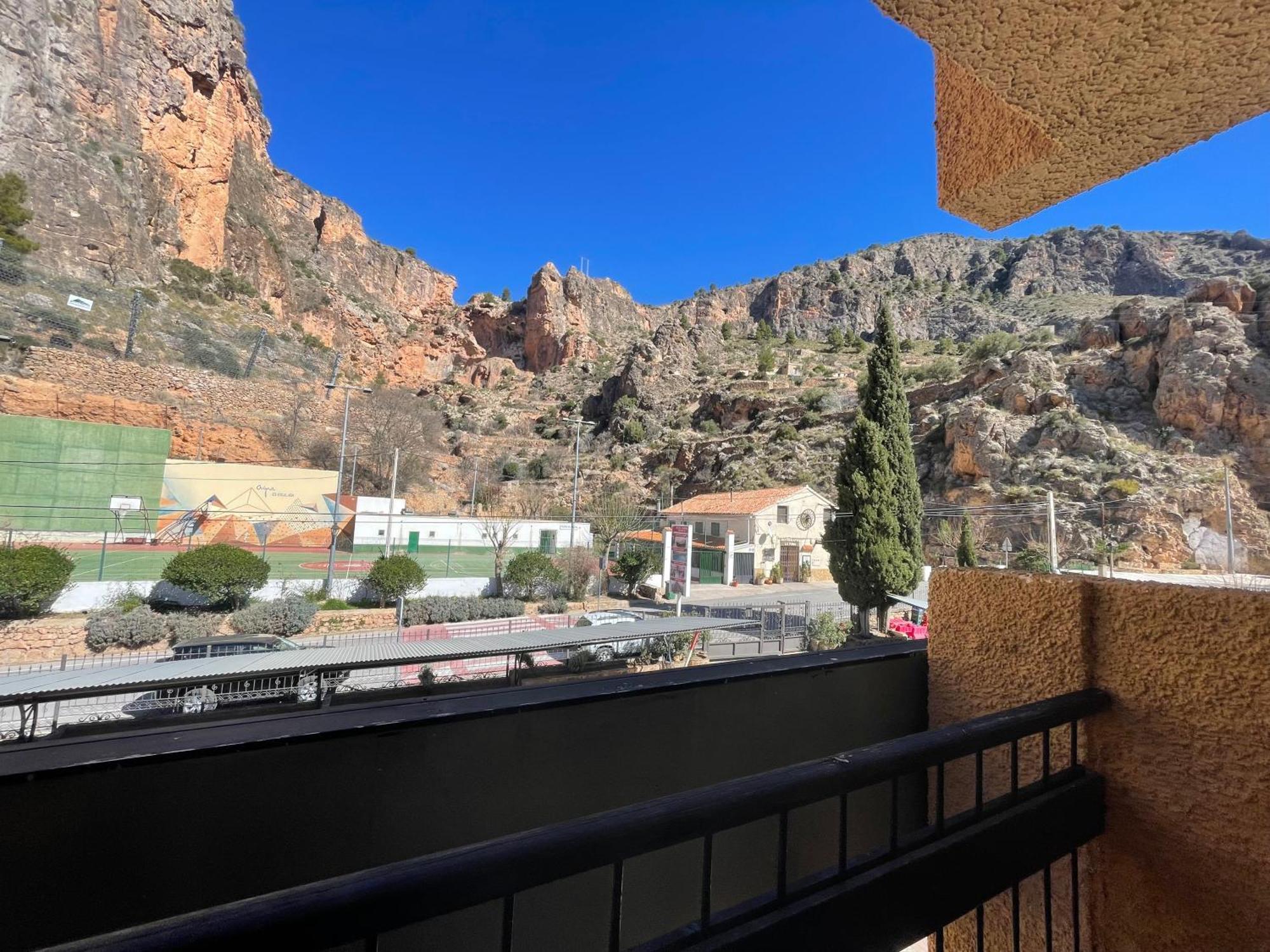 Hotel Restaurante Felipe II (Adults Only) Аїна Екстер'єр фото